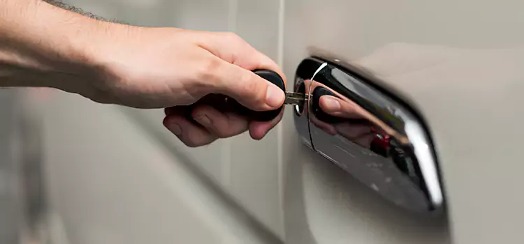 Why Choose Our Auto Locksmith Team in Hoover, AL?
