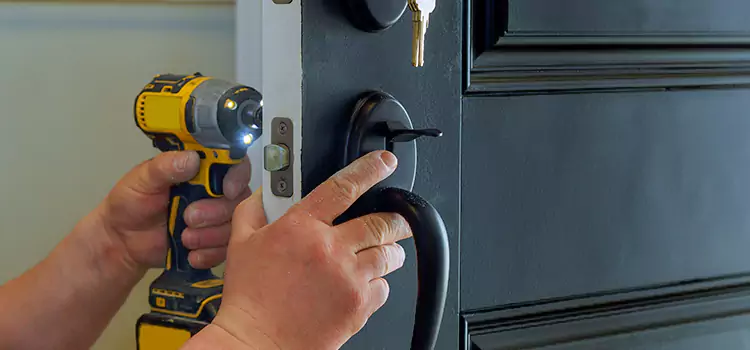 Locksmith Emergency Service Hoover