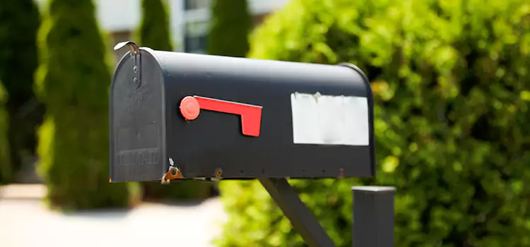 Secure Mailboxes for Packages Hoover